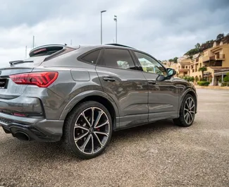 在 在西班牙 租赁 Audi RS3 2023 汽车，特点包括 ✓ 使用 Petrol 燃料和 4000 马力 ➤ 起价 350 EUR 每天。