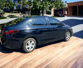 在 在泰国 租赁 Honda City 2023 汽车，特点包括 ✓ 使用 Petrol 燃料和  马力 ➤ 起价 600 THB 每天。