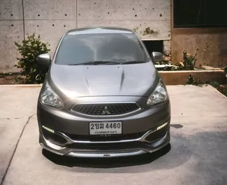 在 在泰国 租赁 Mitsubishi Mirage 2019 汽车，特点包括 ✓ 使用 Petrol 燃料和  马力 ➤ 起价 500 THB 每天。