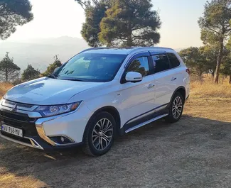 租车 Mitsubishi Outlander Xl #9706 Automatic 在 在第比利斯，配备 3.0L 发动机 ➤ 来自 Grigol 在格鲁吉亚。