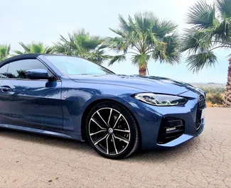 租赁 BMW 420d Cabrio 的正面视图，在阿利坎特, 西班牙 ✓ 汽车编号 #13042。✓ Automatic 变速箱 ✓ 0 评论。