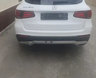 租赁 Mercedes-Benz GLC300 的正面视图，在巴库, 阿塞拜疆 ✓ 汽车编号 #13513。✓ Automatic 变速箱 ✓ 0 评论。