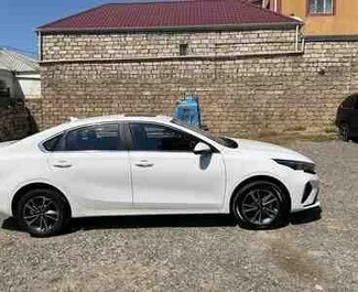 在 在阿塞拜疆 租赁 Kia Cerato 2024 汽车，特点包括 ✓ 使用 Petrol 燃料和 132 马力 ➤ 起价 45 AZN 每天。