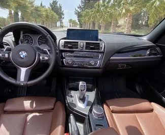 BMW 218i Cabrio 租赁。在 在西班牙 出租的 舒适性, 高级, 敞篷车 汽车 ✓ Deposit of 1000 EUR ✓ 提供 TPL 保险选项。