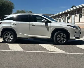 Lexus RX 300 租赁。在 在西班牙 出租的 舒适性, 高级, 交叉 汽车 ✓ Deposit of 1000 EUR ✓ 提供 TPL 保险选项。