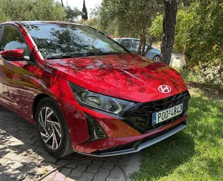 租赁 Hyundai i20 的正面视图，在罗得岛, 希腊 ✓ 汽车编号 #14055。✓ Automatic 变速箱 ✓ 0 评论。