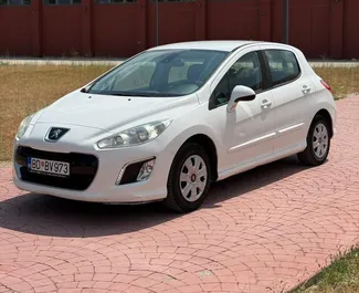 Peugeot 308 租赁。在 在黑山 出租的 舒适性 汽车 ✓ Without Deposit ✓ 提供 TPL, Abroad 保险选项。