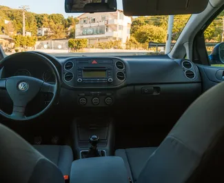 Volkswagen Golf Plus 租赁。在 在阿尔巴尼亚 出租的 经济, 舒适性, 小型货车 汽车 ✓ Without Deposit ✓ 提供 TPL 保险选项。