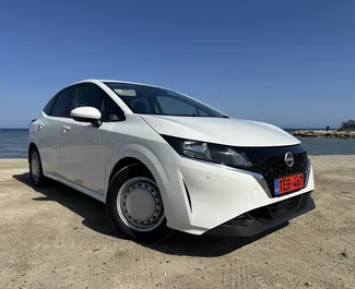 Nissan Note 2022 在 在拉纳卡 可租赁，具有 unlimited 里程限制。
