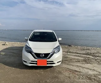 Nissan Note 2019 的 Petrol 1.2L 发动机，在 在拉纳卡 出租。