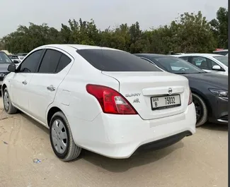 Nissan Sunny 租赁。在 阿联酋 出租的 经济, 舒适性 汽车 ✓ Deposit of 700 AED ✓ 提供 TPL, SCDW, Theft 保险选项。