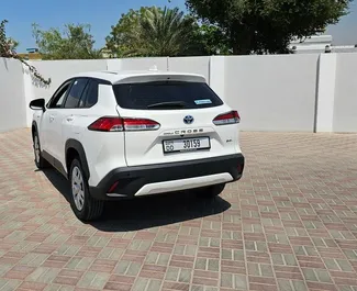 租车 Toyota Corolla Cross #13677 Automatic 在 在迪拜，配备 2.0L 发动机 ➤ 来自 穆罕默德 阿联酋。