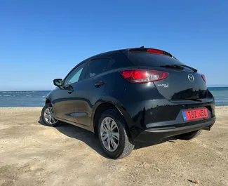 Mazda 2 租赁。在 在塞浦路斯 出租的 经济 汽车 ✓ Without Deposit ✓ 提供 TPL, CDW, SCDW, Passengers, Theft, Young 保险选项。