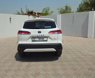 租车 Toyota Corolla Cross #13675 Automatic 在 在迪拜，配备 2.0L 发动机 ➤ 来自 穆罕默德 阿联酋。