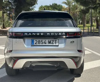 在 在西班牙 租赁 Land Rover Range Rover Velar 2021 汽车，特点包括 ✓ 使用 Diesel 燃料和  马力 ➤ 起价 120 EUR 每天。