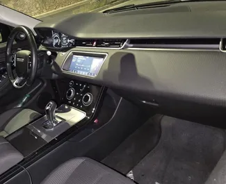 Land Rover Range Rover Evoque 内饰，在西班牙 出租。一辆优秀的 5 座位车，配备 Automatic 变速箱。