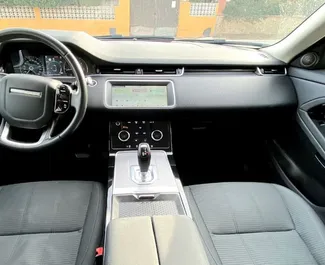 Land Rover Range Rover Evoque 2021 搭载 Front drive 系统，在阿利坎特 可用。