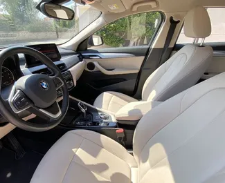 租车 BMW X2 #14095 Automatic 在 在阿利坎特，配备 2.0L 发动机 ➤ 来自 叶夫赫尼娅 在西班牙。
