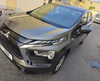 租赁 Mitsubishi Xpander 的正面视图，在迪拜, 阿联酋 ✓ 汽车编号 #14014。✓ Automatic 变速箱 ✓ 0 评论。
