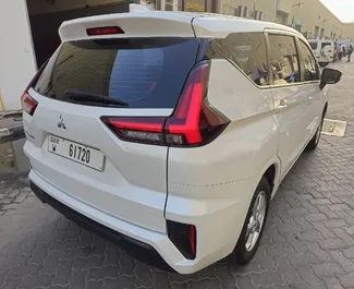Mitsubishi Xpander 2024 的 Petrol 1.5L 发动机，在 在迪拜 出租。