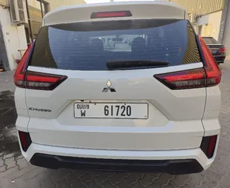 Mitsubishi Xpander 2024 在 在迪拜 可租赁，具有 unlimited 里程限制。