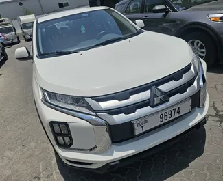 租赁 Mitsubishi ASX 的正面视图，在迪拜, 阿联酋 ✓ 汽车编号 #14013。✓ Automatic 变速箱 ✓ 0 评论。