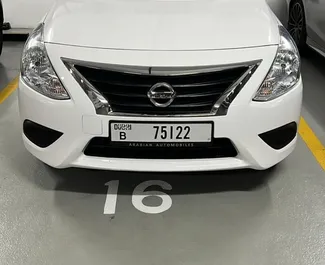在 阿联酋 租赁 Nissan Sunny 2024 汽车，特点包括 ✓ 使用 Petrol 燃料和 118 马力 ➤ 起价 88 AED 每天。