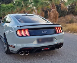 租赁 Ford Mustang Coupe 的正面视图，在阿利坎特, 西班牙 ✓ 汽车编号 #14172。✓ Automatic 变速箱 ✓ 0 评论。