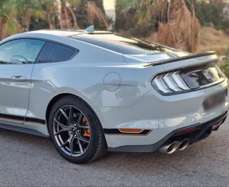 Ford Mustang Coupe 租赁。在 在西班牙 出租的 高级, 豪华 汽车 ✓ Deposit of 2000 EUR ✓ 提供 TPL 保险选项。
