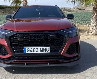Audi RS Q8 租赁。在 在西班牙 出租的 高级, 豪华, SUV, 交叉 汽车 ✓ Deposit of 4000 EUR ✓ 提供 TPL 保险选项。