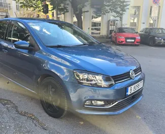 租赁 Volkswagen Polo 的正面视图，在布尔加斯, 保加利亚 ✓ 汽车编号 #1642。✓ Automatic 变速箱 ✓ 0 评论。