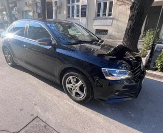 Volkswagen Jetta 2017 在 在布尔加斯 可租赁，具有 200 km/day 里程限制。