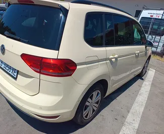 租车 Volkswagen Touran #14572 Automatic 在 在布尔加斯，配备 2.0L 发动机 ➤ 来自 尼古拉 在保加利亚。
