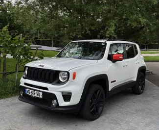 租赁 Jeep Renegade 的正面视图，在第比利斯, 格鲁吉亚 ✓ 汽车编号 #1307。✓ Automatic 变速箱 ✓ 15 评论。