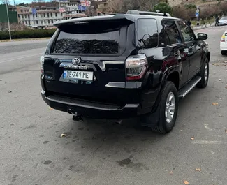 Toyota 4 Runner 2024 在 在第比利斯 可租赁，具有 unlimited 里程限制。