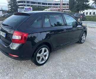 租赁 Skoda Rapid Spaceback 的正面视图，地拉那机场, 阿尔巴尼亚 ✓ 汽车编号 #14959。✓ Manual 变速箱 ✓ 0 评论。