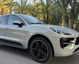 租赁 Porsche Macan S 的正面视图，在阿利坎特, 西班牙 ✓ 汽车编号 #14978。✓ Automatic 变速箱 ✓ 0 评论。