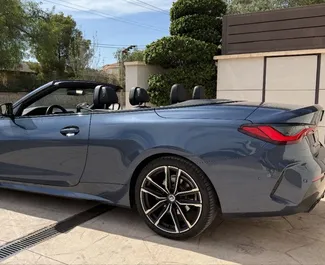BMW 420d Cabrio 2023 的 Diesel 2.0L 发动机，在 在阿利坎特 出租。