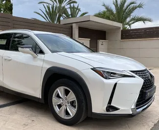 租赁 Lexus UX 的正面视图，在阿利坎特, 西班牙 ✓ 汽车编号 #14989。✓ Automatic 变速箱 ✓ 0 评论。