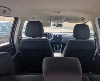 在 在阿塞拜疆 租赁 Suzuki SX4 S-Cross 2019 汽车，特点包括 ✓ 使用 Petrol 燃料和 140 马力 ➤ 起价 59 AZN 每天。