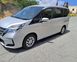 Nissan Serena 租赁。在 在塞浦路斯 出租的 舒适性, 小型货车 汽车 ✓ Deposit of 475 EUR ✓ 提供 TPL, CDW 保险选项。
