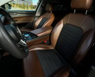 Alfa Romeo Stelvio Quadrifoglio 租赁。在 在白俄罗斯 出租的 舒适性, SUV, 交叉 汽车 ✓ Deposit of 200 USD ✓ 提供 TPL, CDW 保险选项。