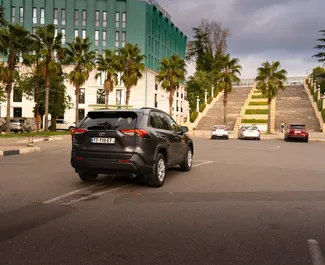 租车 Toyota Rav4 #10945 Automatic 在 在库塔伊西，配备 2.5L 发动机 ➤ 来自 阿什坎 在格鲁吉亚。