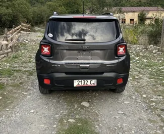 Jeep Renegade 2020 的 Petrol 2.4L 发动机，在 在第比利斯 出租。
