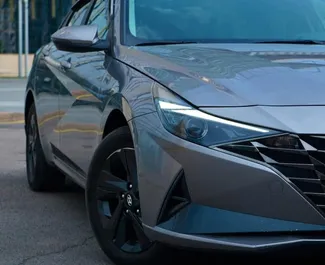 Hyundai Elantra 租赁。在 在哈萨克斯坦 出租的 舒适性, 高级 汽车 ✓ Without Deposit ✓ 提供 TPL, No Deposit 保险选项。