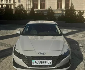 在 在哈萨克斯坦 租赁 Hyundai Elantra 2022 汽车，特点包括 ✓ 使用 Petrol 燃料和 128 马力 ➤ 起价 23000 KZT 每天。