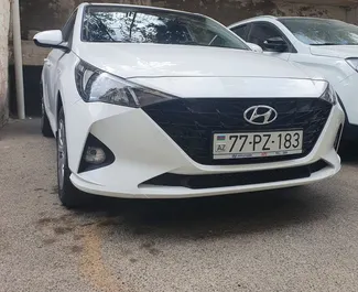 租车 Hyundai Accent #13504 Automatic 在 在巴库，配备 1.6L 发动机 ➤ 来自 阿亚兹 在阿塞拜疆。