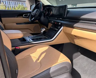 Kia Carnival 2020 在 在明斯克 可租赁，具有 350 km/day 里程限制。