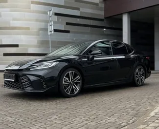 租车 Toyota Camry #15021 Automatic 在 在明斯克，配备 2.0L 发动机 ➤ 来自 德米特里 在白俄罗斯。
