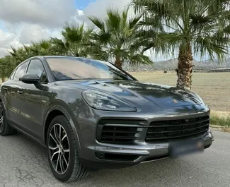 租车 Porsche Cayenne #15055 Automatic 在 在阿利坎特，配备 3.0L 发动机 ➤ 来自 叶夫赫尼娅 在西班牙。